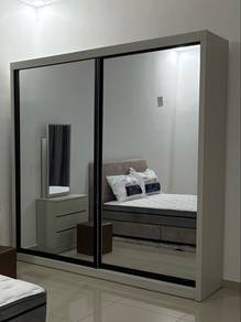 Full Mirror Wardrobe 8x8