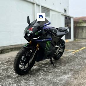 Yamaha R15