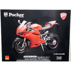 Pocher 1:4 Scale Model of the Ducati 1299 Panigale
