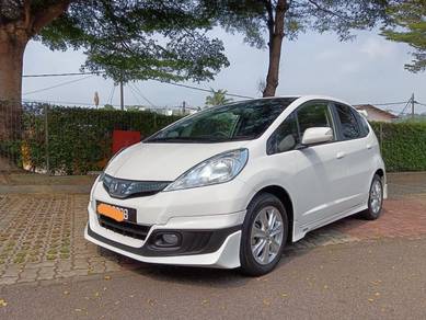 2014 Honda Jazz Hybrid HYBRID