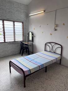 Room in Sitiawan, PRK