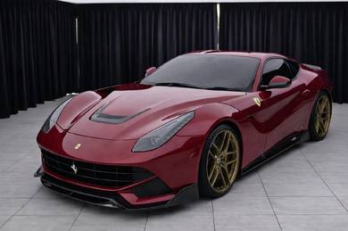 Ferrari F12 BERLINETTA in Sri Damansara, KUL