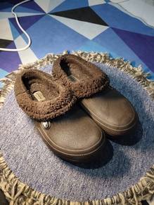 dual crocs comfort ori