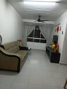 Apartment For Sale in Centrio Avenue
