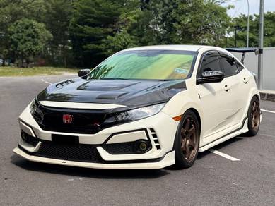 Honda Civic Type R TYPE R in Bandar Puteri Puchong, SGR