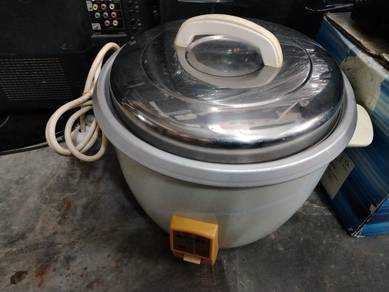 Khind 3.6L Electric Rice Cooker TF577