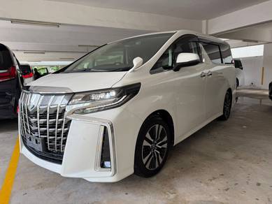 Toyota Alphard SC in Desa Petaling, KUL