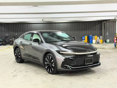Toyota Crown CROSSOVER RS ADVANCED in Johor Bahru, JHR