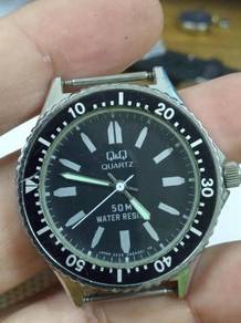Vintage Q N Q Diver watch