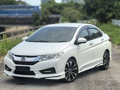 Honda City E in Sungai Nibong, PNG