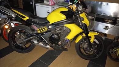 Kawasaki ER-6n