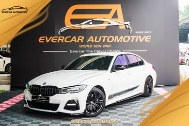 BMW 330i 30i M SPORT in Desa Petaling, KUL