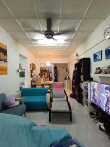 Apartment For Sale in Kristal Heights 2