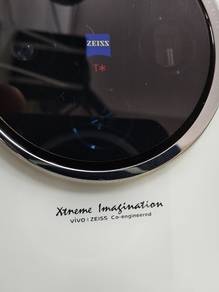 Vivo X100 Comey Sangat