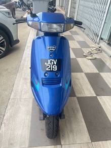 Suzuki AG100