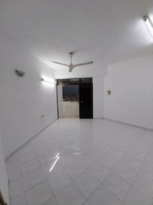 Condominium For Rent in Tiara View