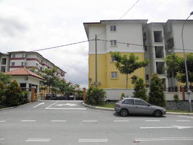Apartment For Rent in Apartment Taman Tropika (Blok A & B)