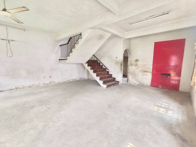 2-storey Terraced House For Sale in Seri Kembangan,SGR