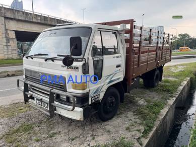 Daihatsu Delta 3 tan kargo am 2009