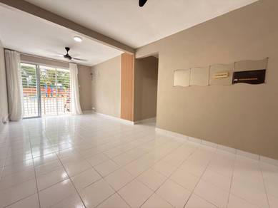 Apartment For Sale in Goodview Heights ( Villa Court )