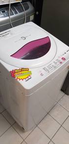 TOSHIBA 6.5kg Washing Machine 5oc1n - terpakai