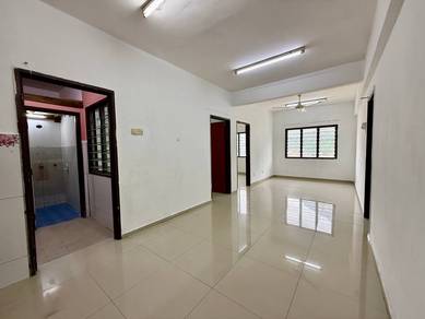 Flat For Sale in Pangsapuri Wira Damai