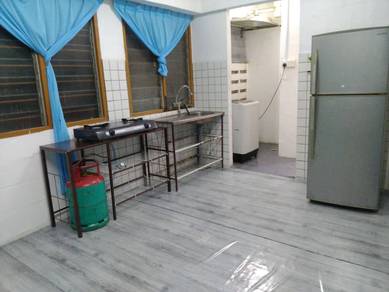 Room in Old Klang Road, KUL