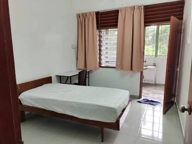 Room in Butterworth, PNG