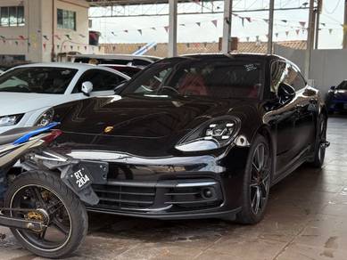 2020 Porsche Panamera 4 SPORT TURISMO