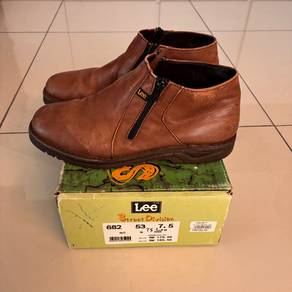 Men’s Casual Leather Ankle Boots（男士休閒皮革短靴）