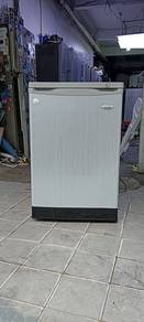 Elba upright freezer peti beku refrigerator 85 Li