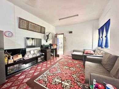 Apartment For Sale in Puchong Utama Court 1