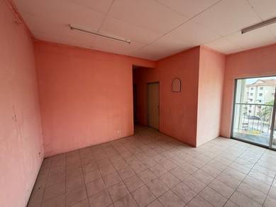 Apartment For Sale in Birchwood Court