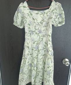 Floral Puff Sleeve Square Neck Dress
