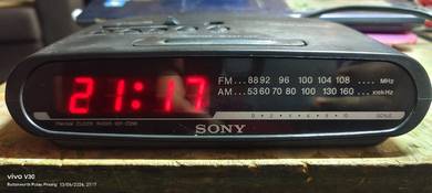 radio jam Sony dream machine ICF-C290