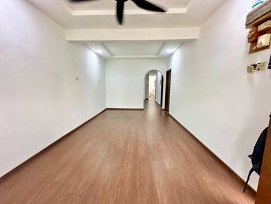 Townhouse For Sale in Klang,SGR