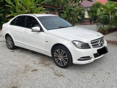 Mercedes Benz C200 200 CGI BlueEFCY AVNTGRDE(CKD) in Muar, JHR
