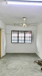 Flat For Rent in Putra Damai