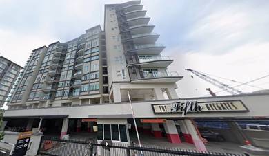 Condominium For Sale in The Fifth Ryegates