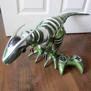 WowWee Roboraptor RC Robot Rare Edition