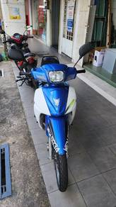 Suzuki RGV