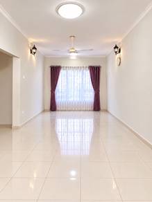 Apartment For Sale in Desa Temenggung