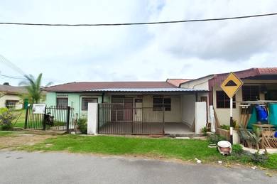1-storey Terraced House For Sale in Pulau Sebang,MLK