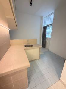 Condominium For Sale in Bukit Saujana