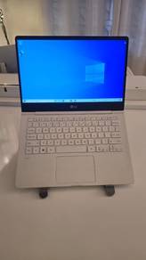 LG gram note book. high spec, super light