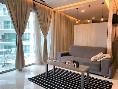 Service Residence For Rent in Regalia Residence