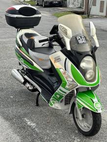 Sym VTS 200