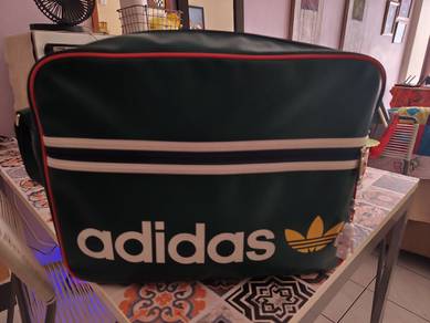 Adidas messenger bag