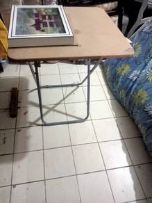 meja lipat freee kerusi empat
