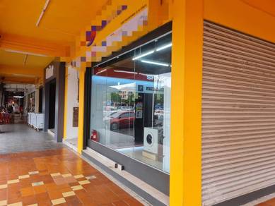Retail space For Sale in Kuching,SWK